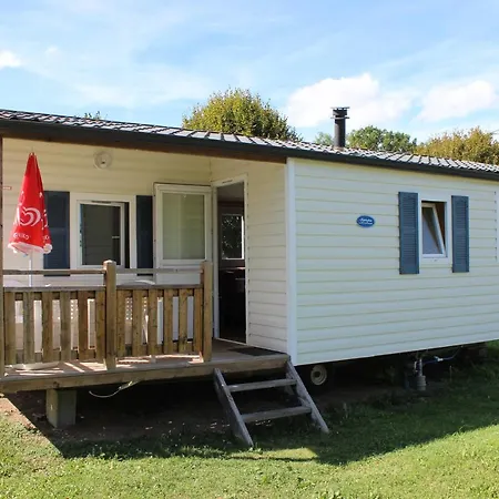 Les Acacias 캠프장 알트키르슈