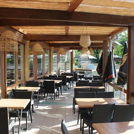 Les Acacias 캠프장