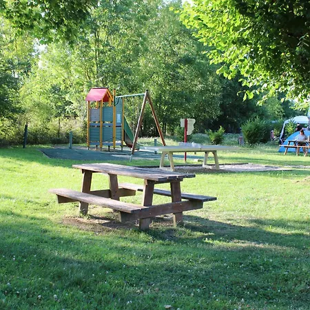 Camping Les Acacias 3*